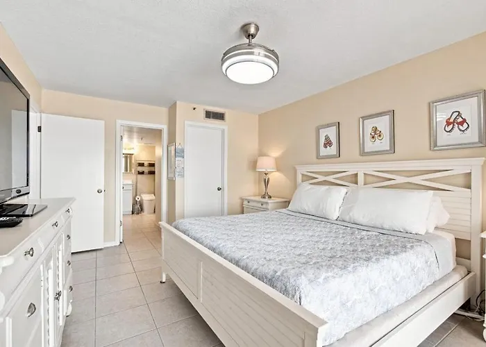 Modern Ocean View Escape Apartment